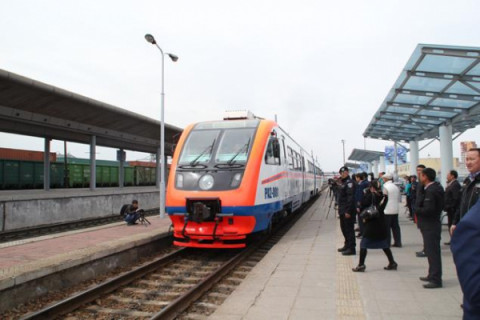 ШУУРХАЙ МЭДЭЭ: Замын шалгалтаар явж байсан “Railbus” Сэлэнгэ аймагт эвдэрчээ