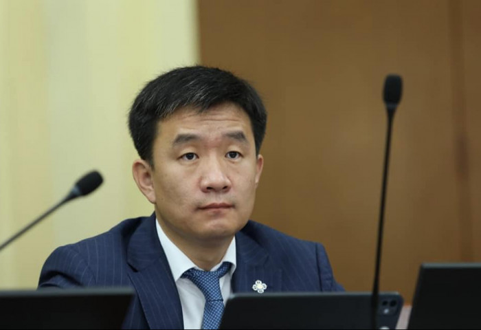 Иргэн гишүүн хоёрт хууль адил тэгш үйлчлэх ёстой