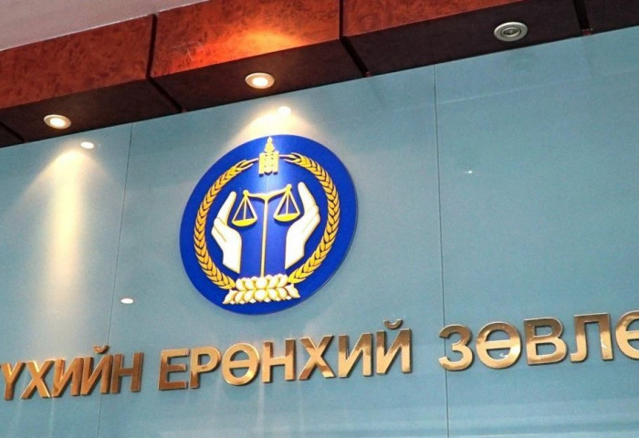 НДЕГ, “Чингис хаан банк”-нд зээлээ төлөөгүй компанид давуу байдал олгосон нэр бүхий шүүгчдээ хэрхэн шүүхийг харцгаая