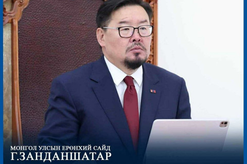 Г.Занданшатар: Төрийн индэр бол намын индэр биш