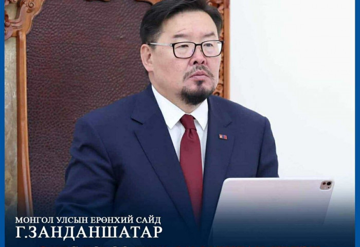 Г.Занданшатар: Төрийн индэр бол намын индэр биш