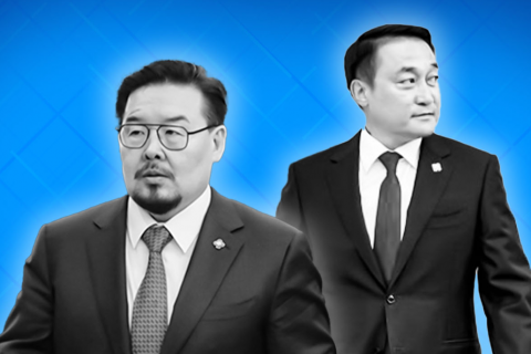 Яс хэмлэлдсэн ноход ба “эзэнгүй төрийн эмгэнэл”