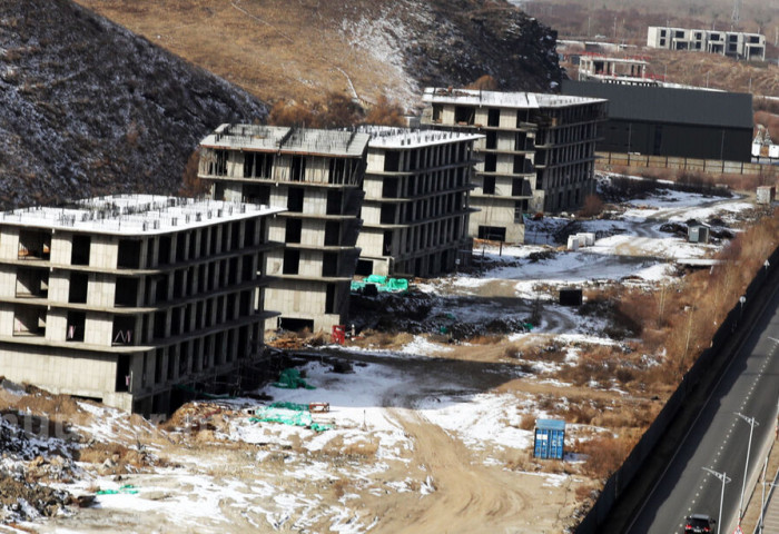 Их, Бага Тэнгэрийн амны дунд барилга барьж буйг зогсоох шийдвэрийг  М Ти Эс ХХК ойшоосонгүй