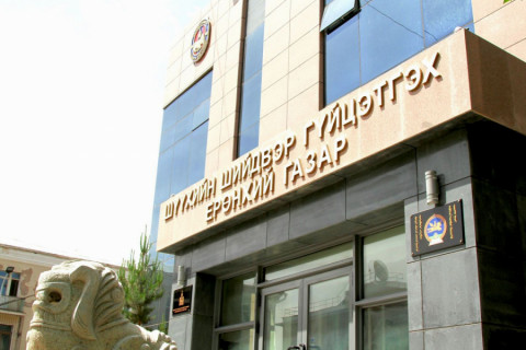 Хүмүүжигч нь хянагчтайгаа архи ууж, зодолдож байг уу, Б.Энхбаяр сайд аа