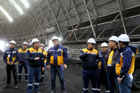 БҮРЭН ЭРХТ ТӨЛӨӨЛӨГЧИЙН БАГИЙН ГИШҮҮД “ЭРДЭНЭС ТАВАНТОЛГОЙ“ ХК-ИЙН САЛБАРТ АЖИЛЛАЛАА