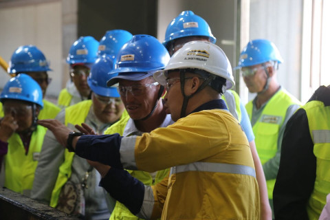 Цогтцэций сумын цагаан-овоо, сийрст багийн иргэдийн төлөөлөл нүүрс баяжуулах үйлдвэртэй танилцлаа
