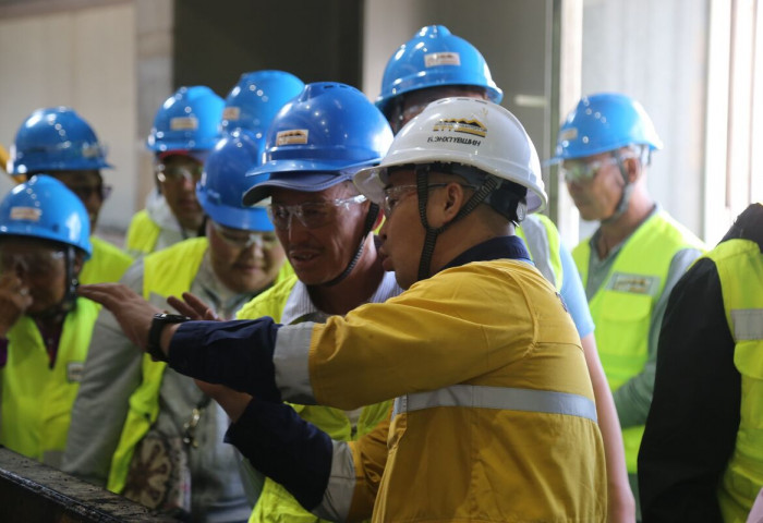 Цогтцэций сумын цагаан-овоо, сийрст багийн иргэдийн төлөөлөл нүүрс баяжуулах үйлдвэртэй танилцлаа