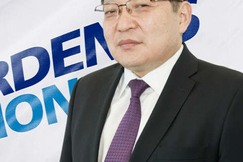 С.Наранцогтыг Монголбанкны ерөнхийлөгчид нэр дэвшүүллээ