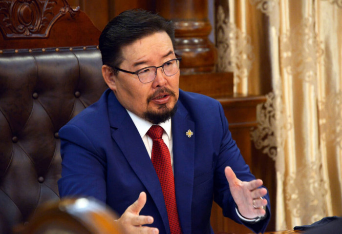 Ерөнхий сайд Г.Занданшатар томуугийн дэгдэлтийн талаар холбогдох байгууллагуудтай уулзахаар товложээ