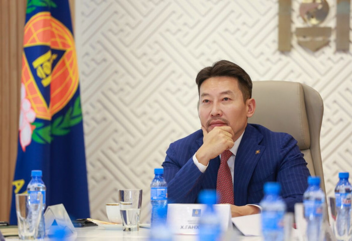 Шадар сайд Х.Ганхуяг онцгой байдлын ерөнхий газарт ажиллалаа