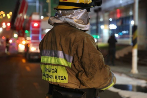 Алба хаагчид 23 иргэний амь насыг авран хамгаалж, 132 иргэнийг утаажилтын бүсээс гаргалаа