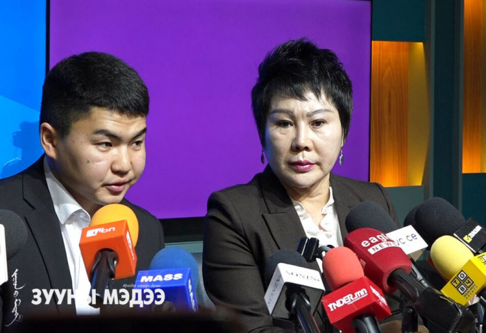 Д.Дорлигжавын төрсөн дүү Д.Баатар 51 тэрбум төгрөгийг та нар казино тоглоод алдсан гэж бод хэмээн сүрдүүлжээ