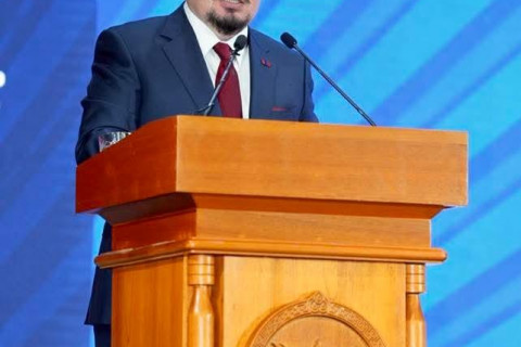 Ерөнхий сайд Г.Занданшатар: Дэвшилтэт технологи ашиглах, үйлчилгээг олон улсын жишигт хүргэх, хувийн хэвшлийн хөрөнгө оруулалт түшиглэн хөгжих зорилтыг тээвэрчид амжилттай хэрэгжүүлж байна