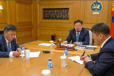 Тэтгэврийн зээлд тавьсан хязгаарлалтыг цуцлах асуудлаар Засгийн газар, Монголбанк санал нэгдлээ