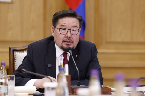 Ерөнхий сайд Г.Занданшатар хөрөнгө оруулалт татаж, улсын эдийн засагт дэмжлэг үзүүлэхэд онцгой анхаарч, санаачилгатай ажиллахыг гадаад улс орнуудад суугаа Элчин сайд нарт үүрэг болголоо