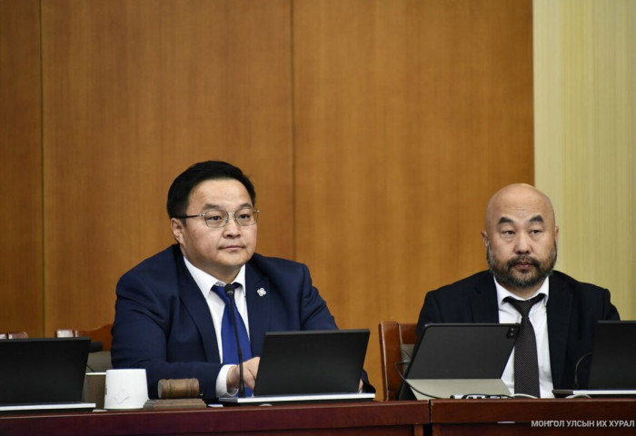 ЭЗБХ: “Төрөөс мөнгөний бодлогын талаар 2026 онд баримтлах үндсэн чиглэл батлах тухай” Улсын Их Хурлын тогтоолын төслийг хэлэлцлээ