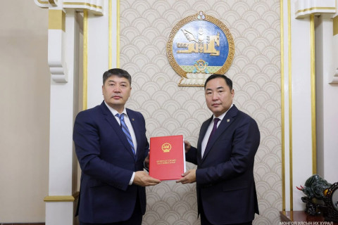 Тэтгэврийн асуудлаар хамтран ажиллах тухай хэлэлцээрийг соёрхон батлах тухай хуулийн төслийг өргөн мэдүүлэв