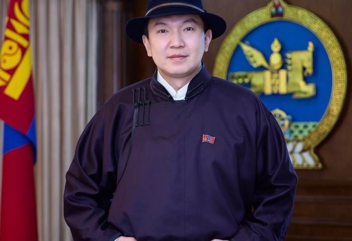 Анхдугаар Үндсэн хуулийг баталж, Бүгд Найрамдах Улс тунхагласан өдрийг тохиолдуулан УИХ-ын дарга Н.Учрал мэндчилгээ дэвшүүлэв