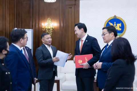 Үндэсний их баяр наадмын тухай хуульд нэмэлт, өөрчлөлт оруулах тухай хуулийн төслийг өргөн мэдүүллээ