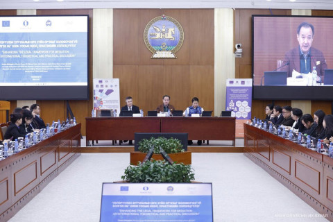 “Улсын Их Хурлын хууль тогтоох, хянан шалгах үйл ажиллагаанд иргэдийн оролцоог хангах нь” сэдэвт хэлэлцүүлэг зохион байгууллаа