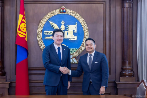 УИХ-ын дарга Н.Учрал АНУ-аас Монгол Улсад суугаа Онц бөгөөд Бүрэн эрхт Элчин сайд Ричард Буанган-ыг хүлээн авч уулзлаа