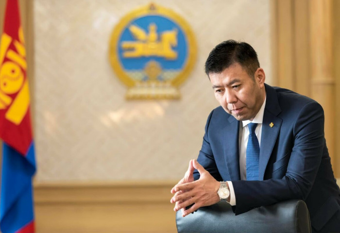 Б.Энхбаяр: Нүүрсний хулгайчдыг бүрэн эрхээс нь түдгэлзүүлж байгаад шалгуулна