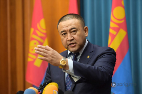 Б.Чойжилсүрэн сайдын “багц” дахь 79.98 тэрбумын зөрчил