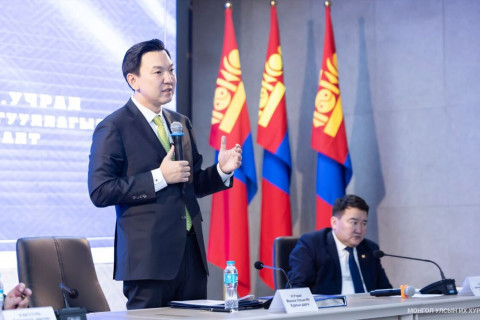 Н.Учрал: Аймгуудын эдийн засгийн бие даасан байдлыг нэмэгдүүлж, эрх мэдлийг орон нутагт шилжүүлнэ