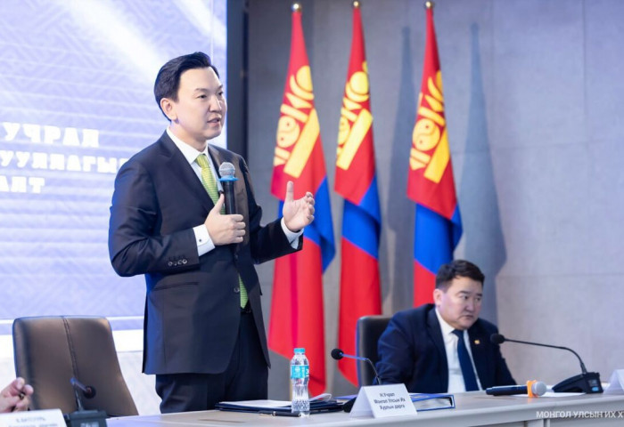Н.Учрал: Аймгуудын эдийн засгийн бие даасан байдлыг нэмэгдүүлж, эрх мэдлийг орон нутагт шилжүүлнэ
