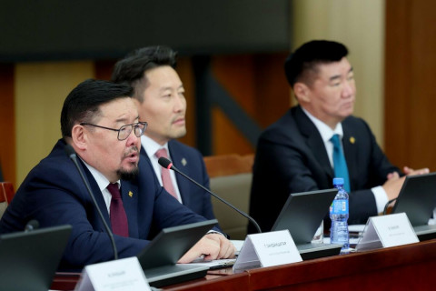Г.Занданшатар: Нөөцийг нь тогтоосон ордуудын үр өгөөжийг төр авч, ард түмэнд хүртээх нь зүй ёсны асуудал