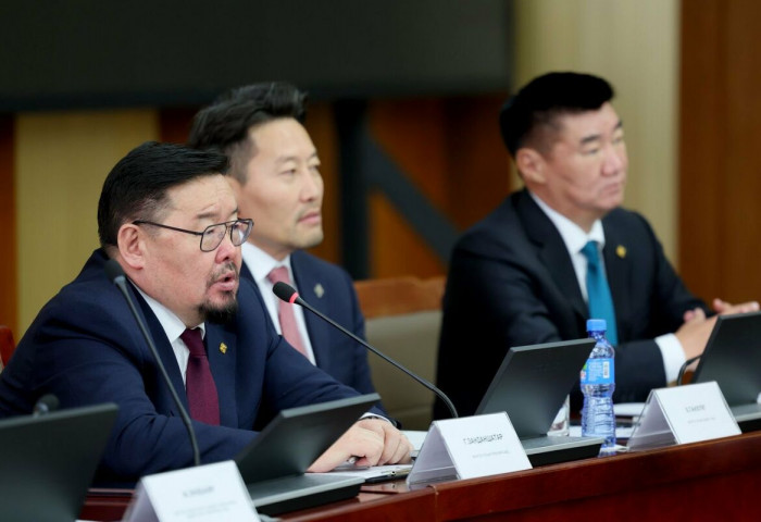 Г.Занданшатар: Нөөцийг нь тогтоосон ордуудын үр өгөөжийг төр авч, ард түмэнд хүртээх нь зүй ёсны асуудал