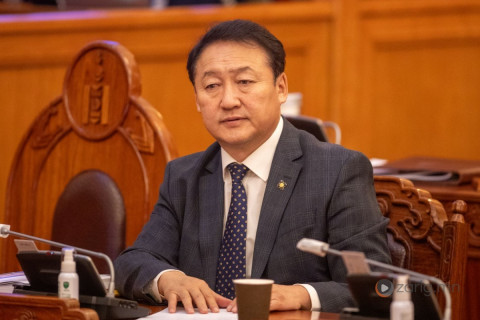 Д.Тогтохсүрэнг эрүүл мэндийн шалтгаантай хэмээн суллаж, хилийн хориг тавьжээ