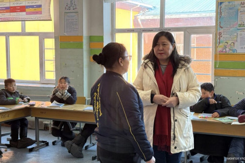 Баянзүрх сумын ерөнхий боловсролын сургуульд үнэлгээний баг ажиллууллаа