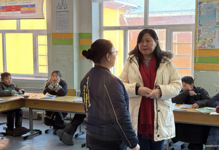 Баянзүрх сумын ерөнхий боловсролын сургуульд үнэлгээний баг ажиллууллаа