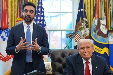 Дональд Трамп Ираны дараагийн удирдагчийг сонгоход оролцох хүсэлтэй байгаагаа илэрхийлэв