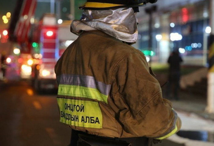 Онцгой байдлын байгууллагын алба хаагчдад олгодог мөнгөн урамшууллыг нэмэгдүүллээ