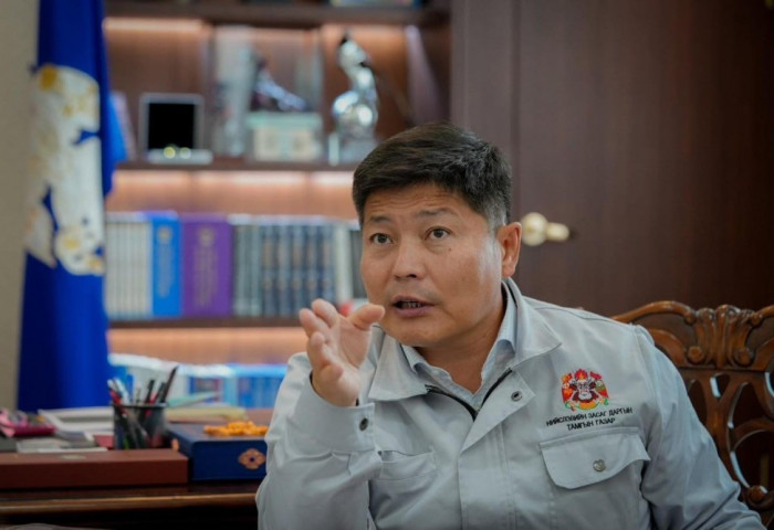 Х.Нямбаатар маниуст хэрэгтэй байна