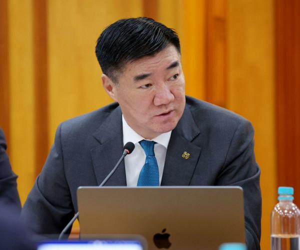 Ардчилсан намын бүлэг С.Бямбацогтыг УИХ-ын даргаар томилох асуудлаар нэг хоногийн завсарлага авлаа