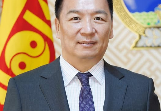 ЗТЯ-ны Төрийн нарийн бичгийн дарга Б.Насантогтоход холбогдох хэрэгт 7,5 тэрбум төгрөгийн 17 үл хөдлөх хөрөнгө, 3 тээврийн хэрэгслийг битүүмжиллээ