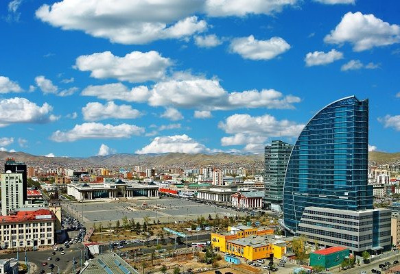 Улаанбаатарт өдөртөө +18 градус дулаан байна