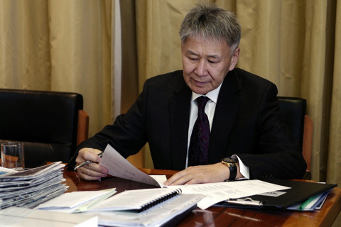 Б.Нямтайшир: Өнгөрсөн хугацаанд түлш шатахууны хараат байдлаас гарах боломж бүрэн байсан, Төр үүнийг хийсэнгүй, Төрийн бодлого ч байсангүй