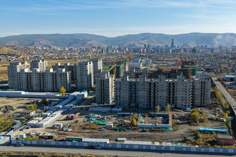Барилгын салбарт 30 жилийн түүхэнд өрнөөгүй бүтээн байгуулалт “Сэлбэ ухаалаг хот” халаалтаа авна