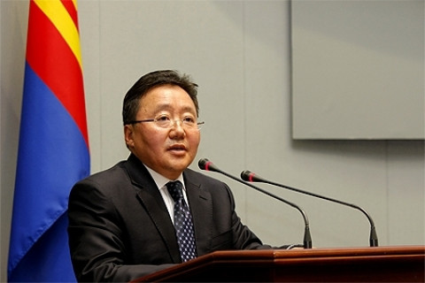 Монгол Улсын Ерөнхийлөгч зарим хүнд уучлал үзүүллээ