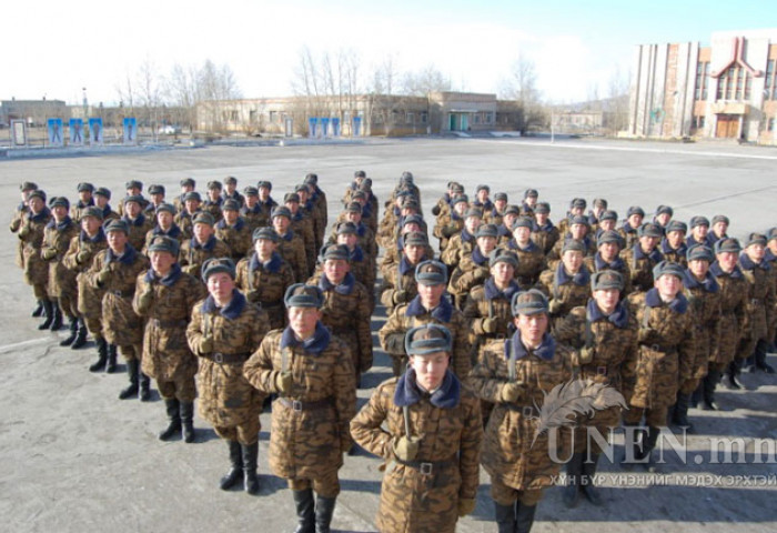Цэргээс халагдсан ах нараа санахад... 