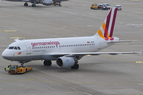 “Germanwings”-ийн онгоц ослын буулт хийв