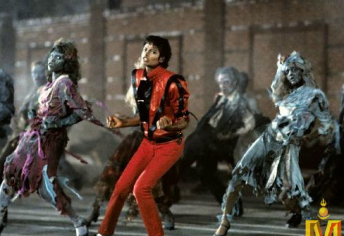 “Thriller” клип одоо 3D болно
