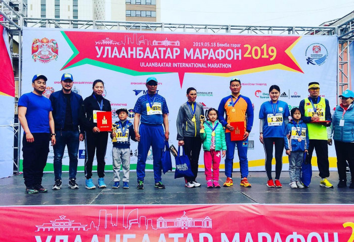 Улаанбаатар  марафон ба Ухаалаг хэрэглэгч
