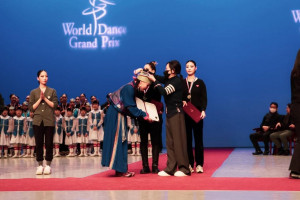 “World Dance Grand Prix” д Түмэн эх чуулгын бүжигчид оролцож, мөнгө хүрэл медалийн эзэд боллоо