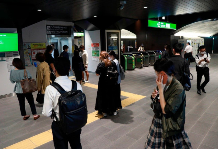 Токио хотод 5.9 магнитудын хүчтэй газар хөдөлж, 20 хүн бэртжээ