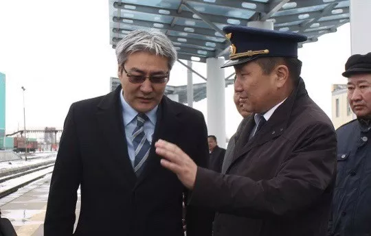 Д.Жигжиднямаа өргөдлөө өгч Г.Сэрээнэндоржийн зөвшилцөх бичиг Москва руу явжээ